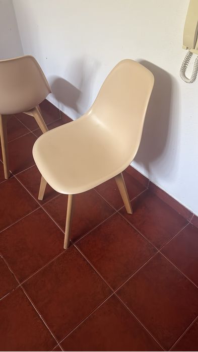 4 Cadeiras para mesa