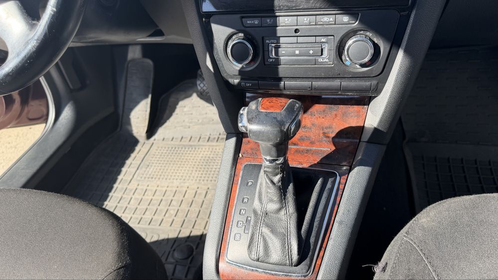 Skoda Octavia 1.8 avtomat 2011