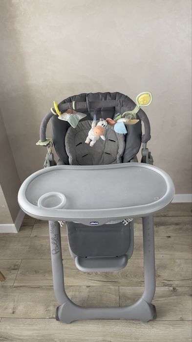 Продам стульчик chicco