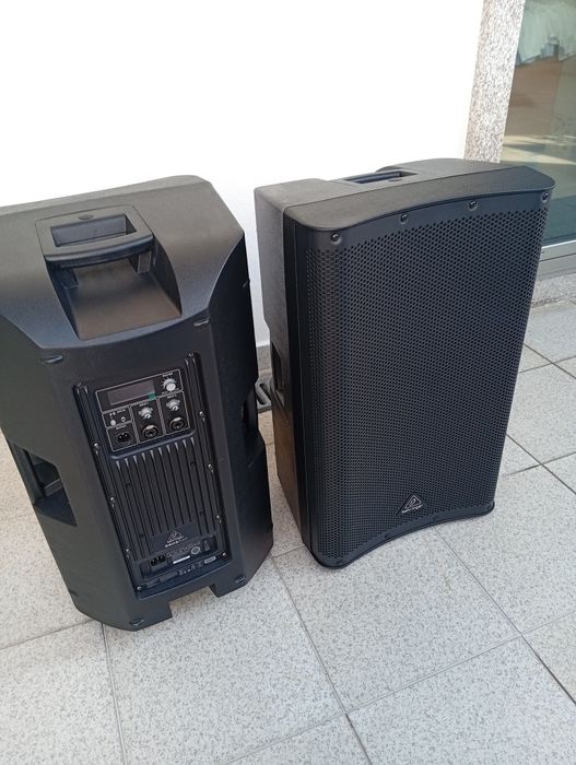 2 colunas ativas marca Behringer Dr115dsp Novas !