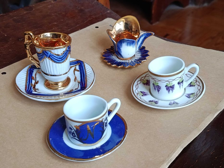 Chavenas e pires miniatura coleção Aveiro, Limoges, garrafa e copos barro