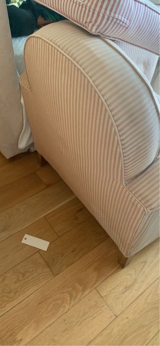 Poltrona riscas rosa – precisa forrar .
