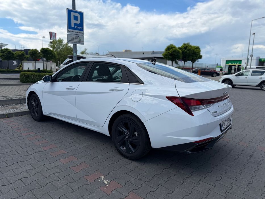 Hyundai Elantra 1.6 Smart + Winter