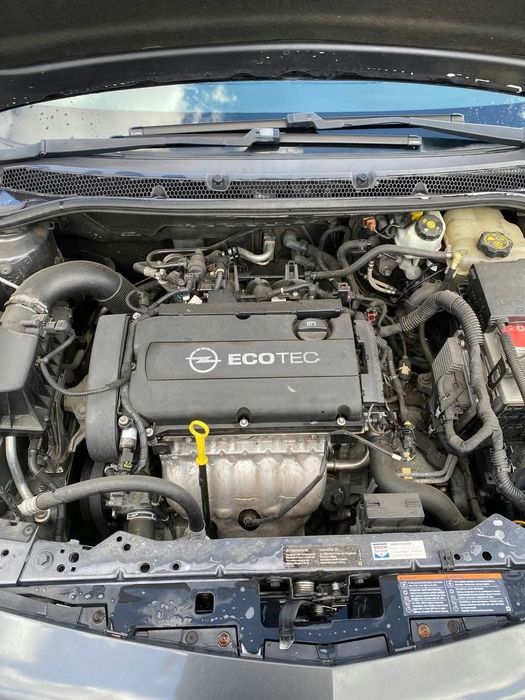 Opel Astra J 2010р