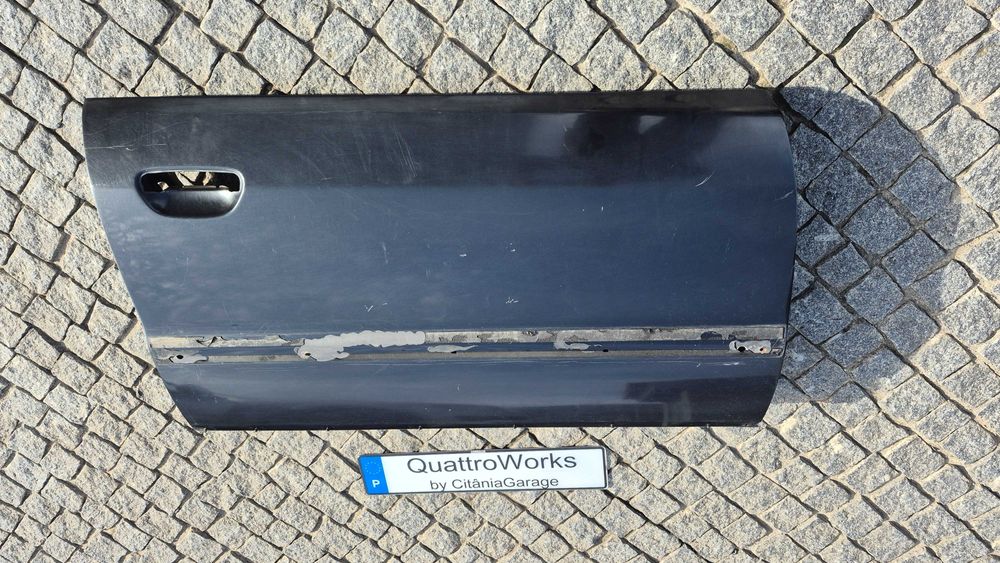 AUDI A4 B5(8D) - Porta NUA Frente Direita Facelift 1999 até 2001-PRETA