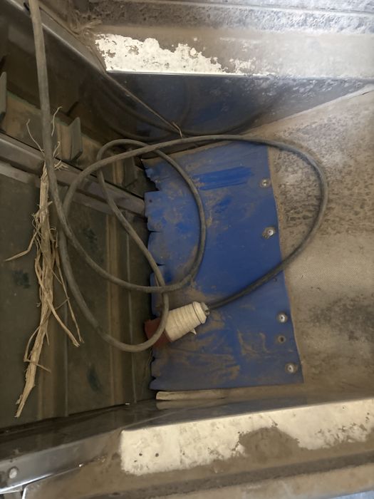 Vendo maquina de embalar batatas e cebolas quase nova