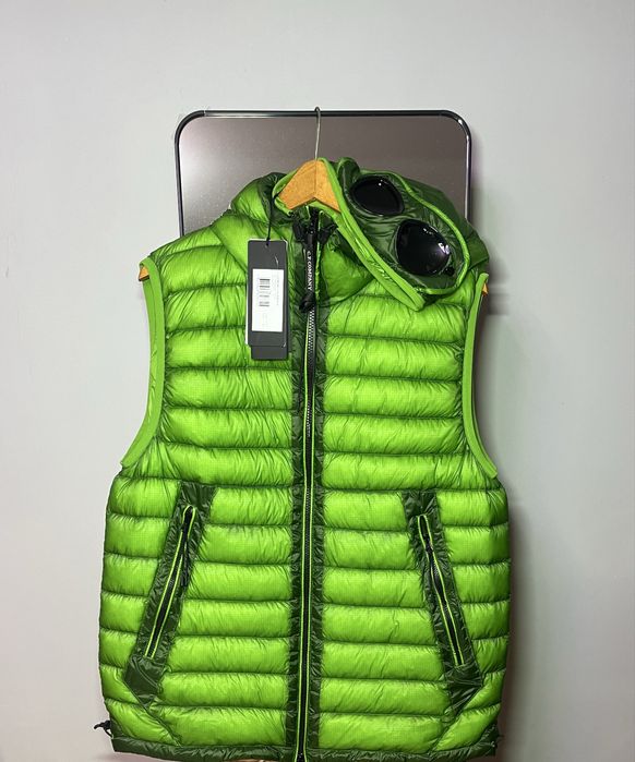 Жилетка, безрукавка cp.company stone island