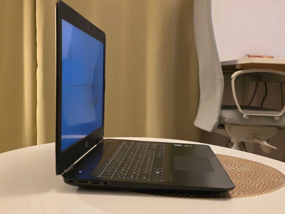 GAMINGOWY LAPTOP HP Pavilion Power i5-8300H/8GB/240/Win10x GTX1050Ti