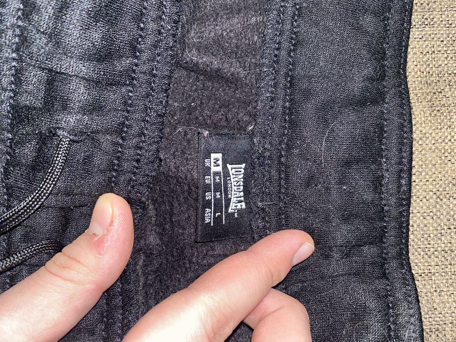 Орігінал Спортивні штани Lonsdale M  чорні стан ідеальний для спорту