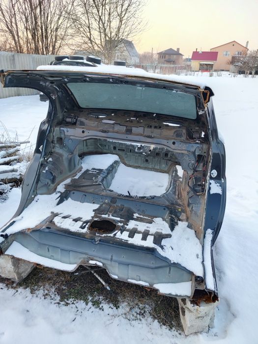 КІА Ріо 2008 рік 1.4 газ по запчастинам