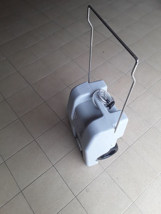 Deposito de aguas autocaravana FIAMMA23 l