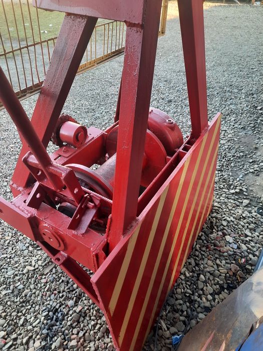 Wyciągarka leśna 12 ton. Wciągarka