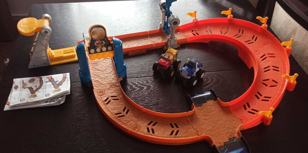 Blaze - Crusher tor wyścigowy:Victory