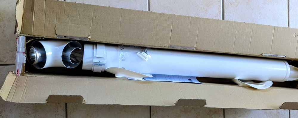 Kit de Exaustão Coaxial Ariston 60/100 (Ref. 3318000) - Importado / Novo em Caixa