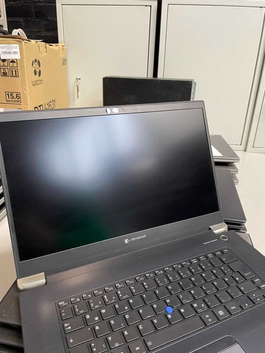 Toshiba Portege X50‑G‑114 – 15.6″ FHD легкий і швидкий є кількість
