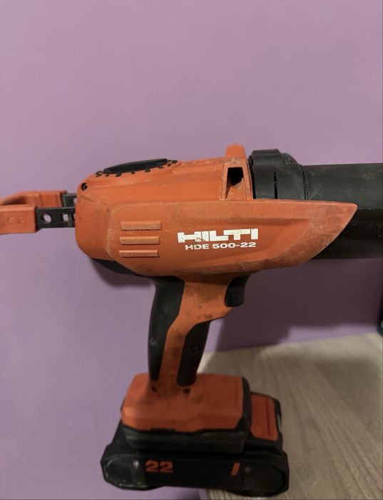 Hilti HDE 500-22 NURON Dozownik do kotew chemicznych