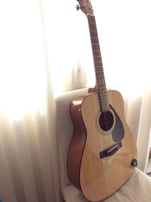 Guitar  YAMAHA F310P + Capa, COMO NOVO
Capo and picks as a gift
Case as a gift