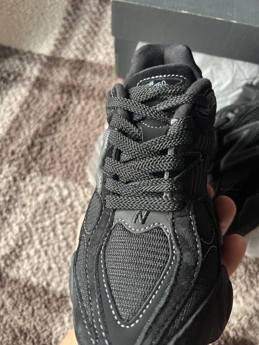 Buty new balance 9060 czarne nowe w rozmiarze 37