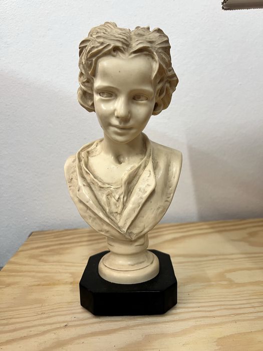 Estátua Busto Mulher - 1878 A.J.Reis