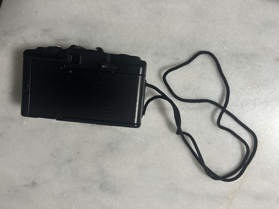 Продам пленочный фотоаппарат Sunpet Camera