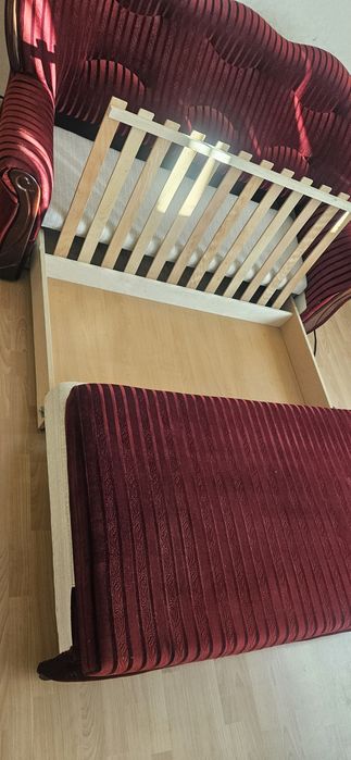 Sofa dwuosobowe rozkładana