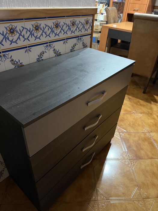 Cómoda de quarto