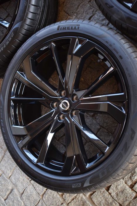 Volvo XC 60 2 black edition nowe 2024 oryginał oem Pirelli 21'
