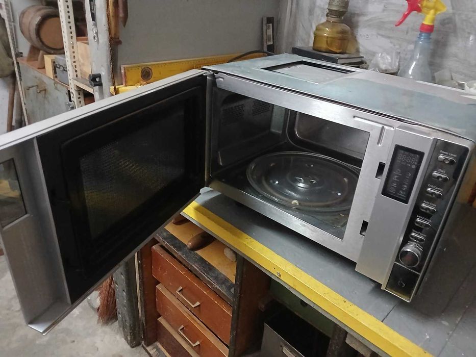 Вбудована мікрохвильова піч ARDO MWB 23 FG