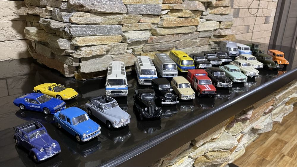 Розпродаж колекція машинок моделей Deagostina деагостіні