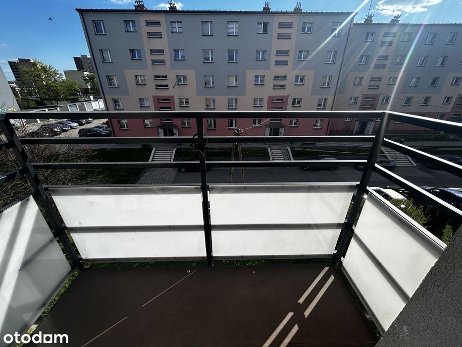 Dwupokojowe mieszkanie z balkonem - Widok 2
