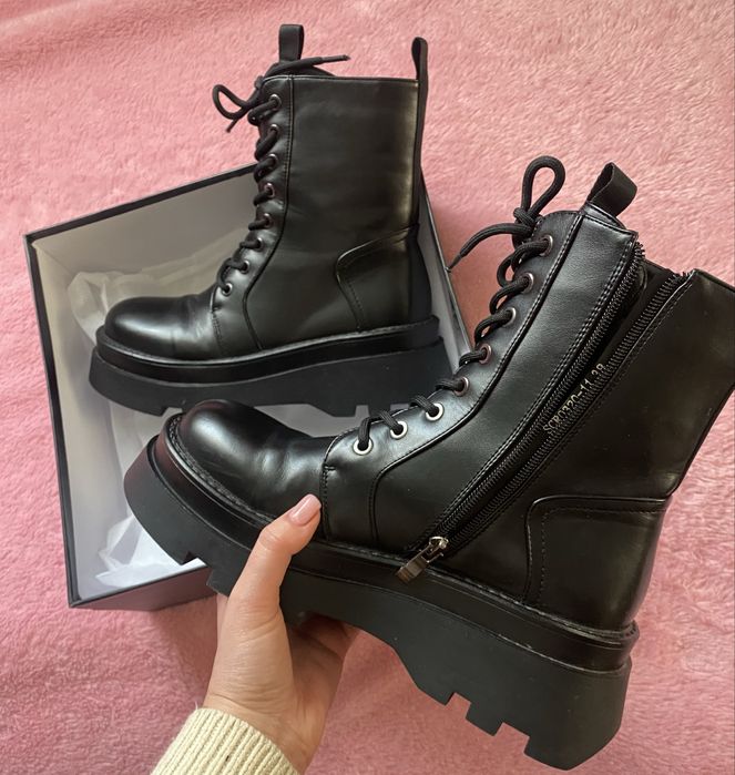 Продам ботінки,повністю нові(прогадала з розміром)