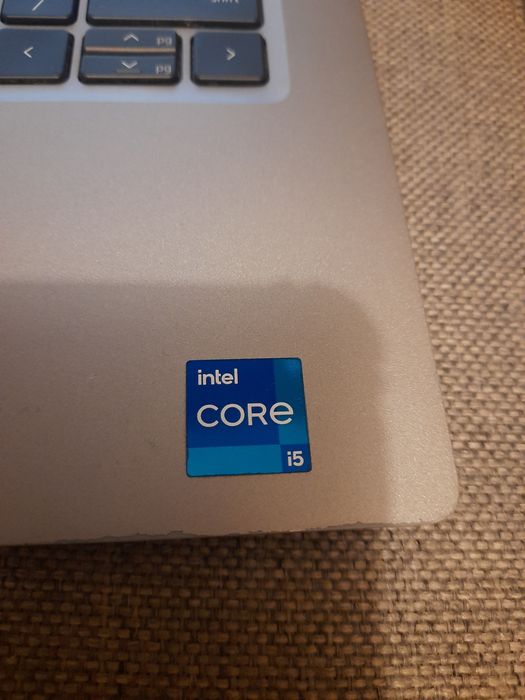 Laptop Dell Latitude 5320 ekran 13 cali i5-1145G7 8GB 256GB