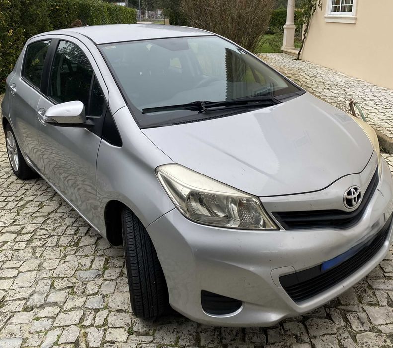 Toyota Yaris - 1400 - TD - Excelente estado