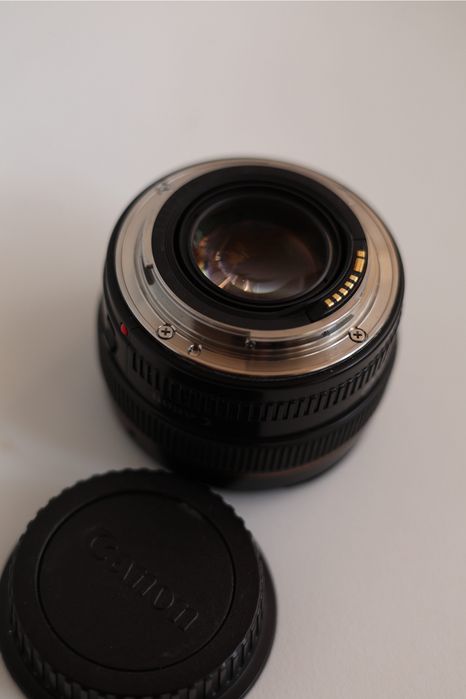 Обєктив Canon 50 mm 1.4