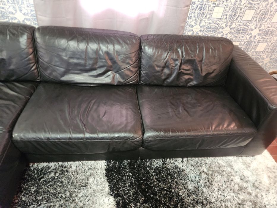 Vendo sofa em pele verdadeira