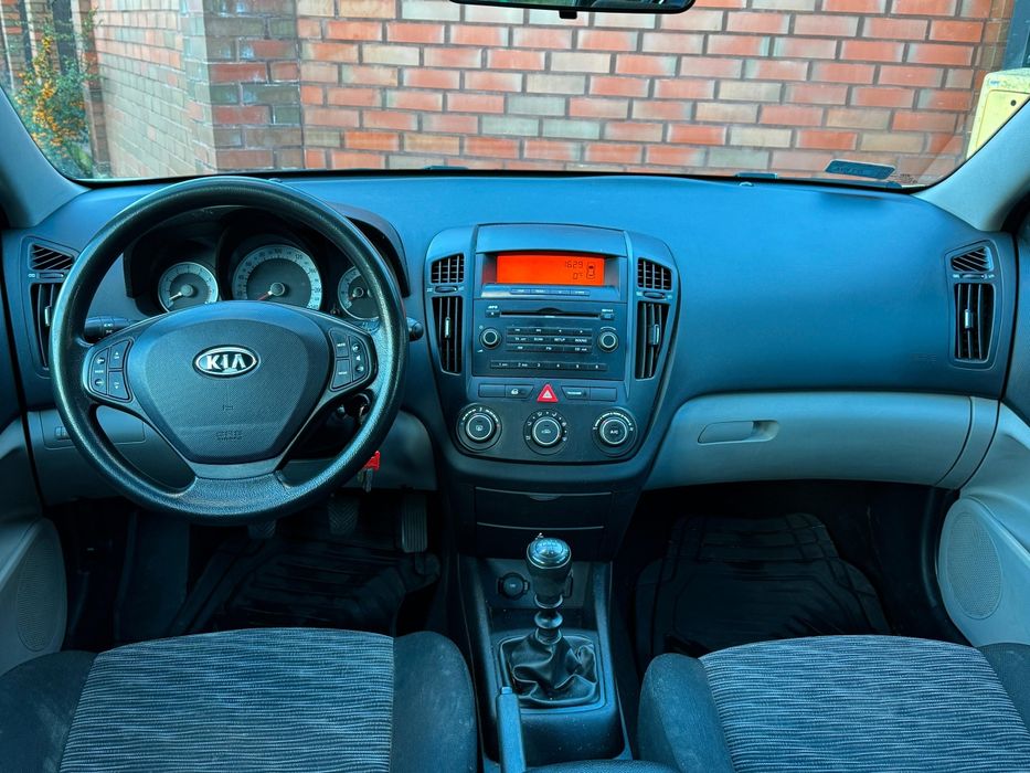 Kia ceed 1.4  benzyna salon Polska ladna zadbana