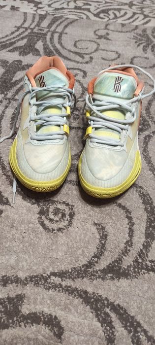 Продам баскетбольні кросівки Nike Kyrie 8 "Eagle"