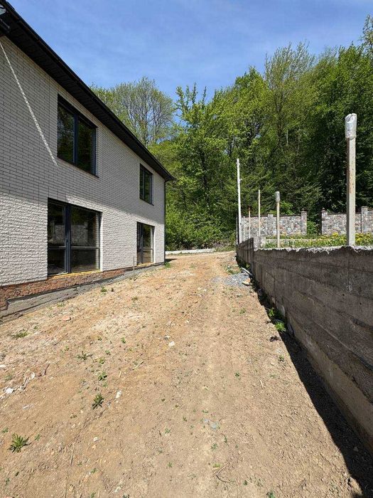 Танхаус у П'ятничанах, біля лісу!