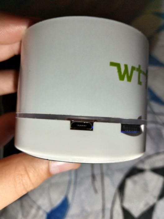 WTF speaker in excellent condition, works perfectly64171722192003123