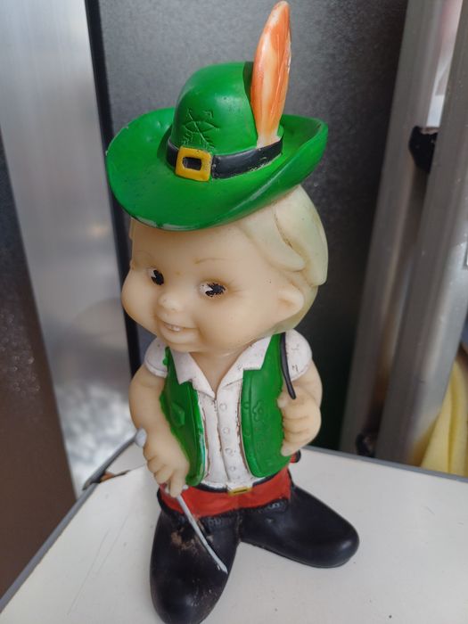 Boneco de borracha que chia