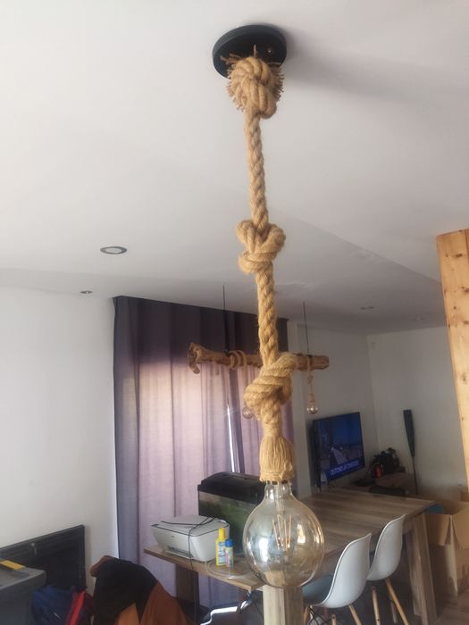 Conjunto de 3 candeeiros suspensos em corda com lâmpadas