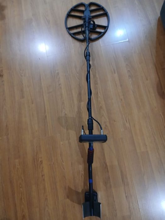 Квазар арм металошукач металодетектор металлоискатель