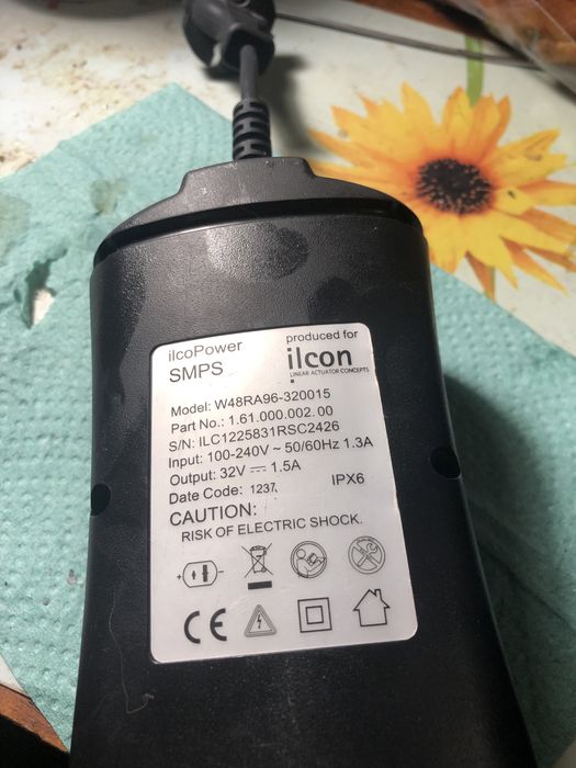 імпульсний блок живлення