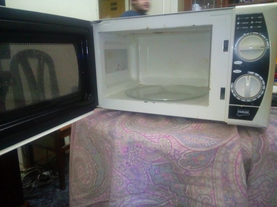 Microondas Fairline estado novo 20€