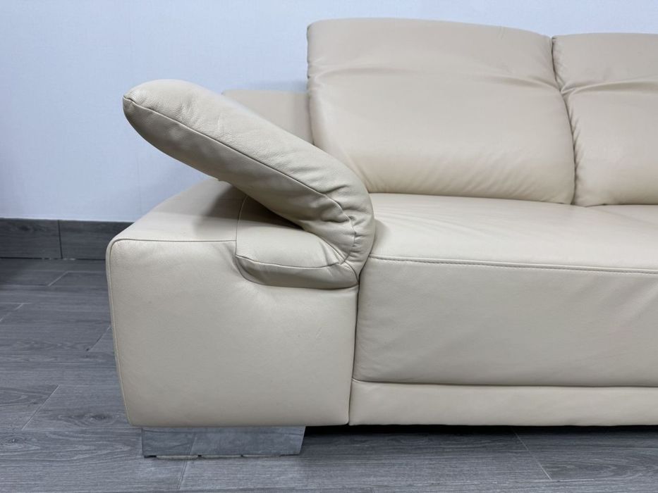 Шкіряні тримісні розкішні світлі дивани. Німеччина. Бренд  CANDY