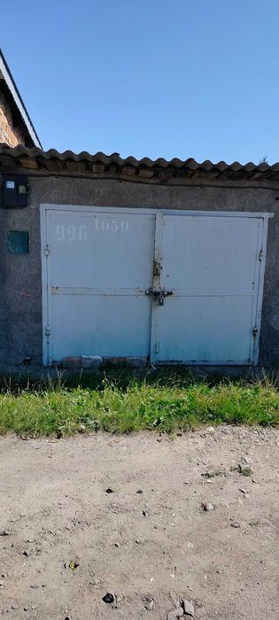 Гараж в " Авіаторі"