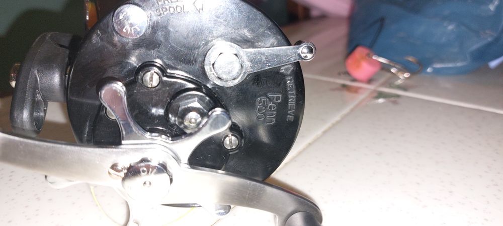 Carreto pesca penn Jigmaster 500L