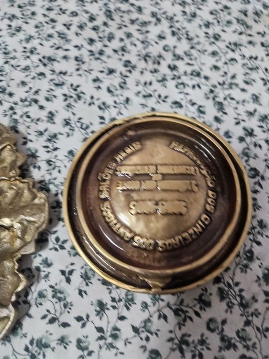 Vendo 2 cinzeiros vintage