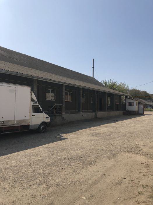 Завод продтоварів, комерційна нерухомість