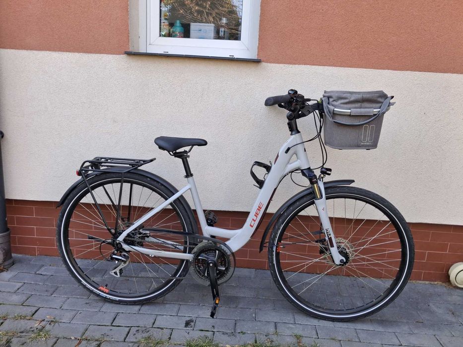 rower miejski Cube Touring PRO